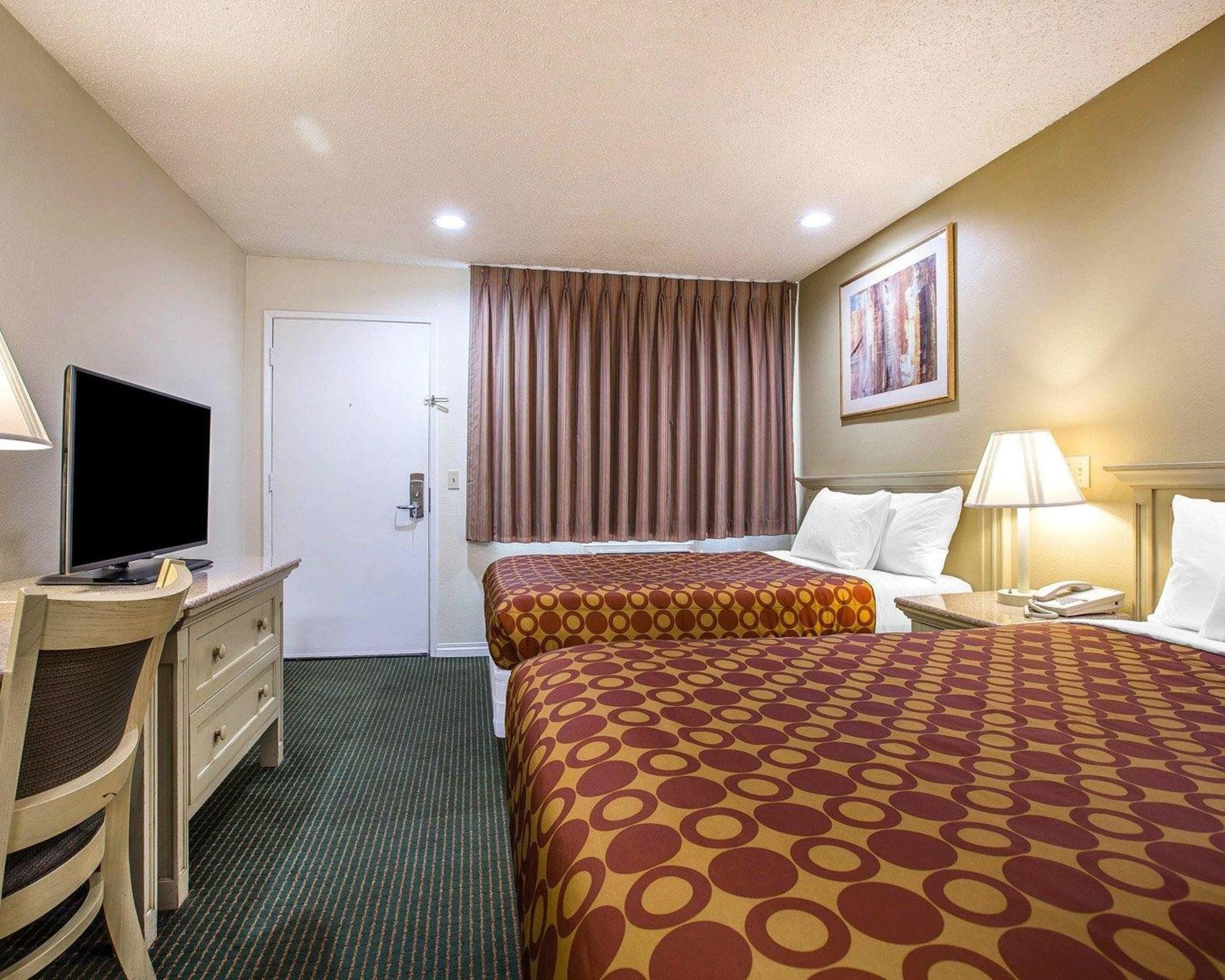 Rodeway San Diego East Locanda Santee